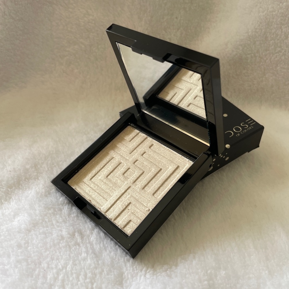 Supreme Glow highlighter